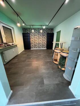 Foto - Ladengeschäft Gewerbefläche 81 m² in Mannheim-Friedrichsfeld