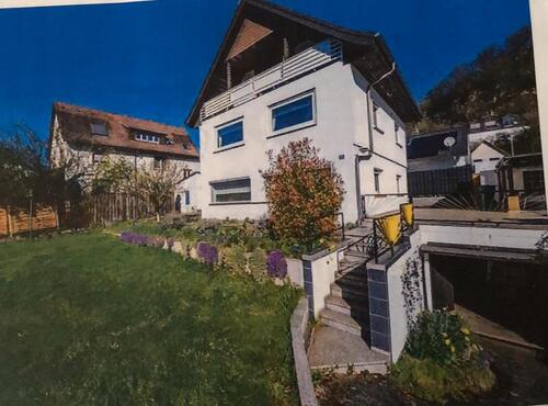 Foto - Einfamilienhaus zur Miete - 2.700,00&nbsp;EUR Kaltmiete, ca.&nbsp; 160,00&nbsp;m&sup2;