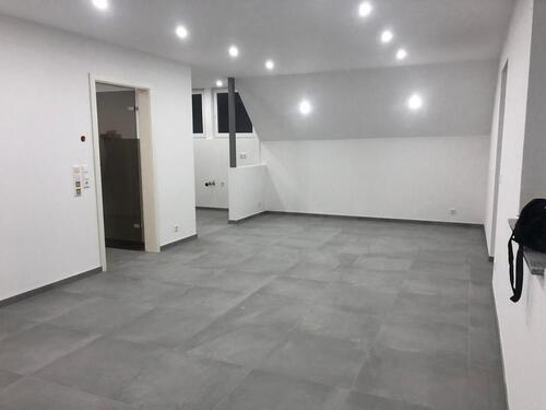 Foto - 4,5 Zimmer Wohnung in Oedheim - 1.100,00 EUR Kaltmiete,