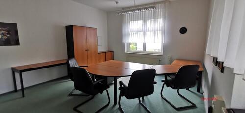 Foto - Büro- und Praxisräume in top Lage incl. Parkplätze zu vermieten!!