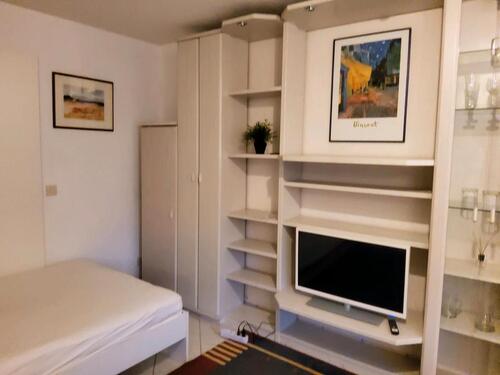 Foto - Helles möbliertes 1-Zimmer Apertment mit EBK