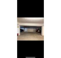 Großer Garagenstellplatz für 1 Auto zu Vermieten - München Bogenhausen