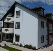 Schöne DG-Wohnung mit 4 Gauben, Süd-Balkon, in ruhiger Wohnlage - Trunkelsberg