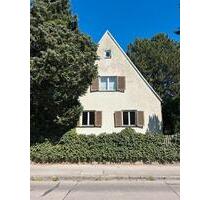 Freistehendes Einfamilienhaus | ca. 480 m² | Ausbaupotenzial - München Pasing-Obermenzing