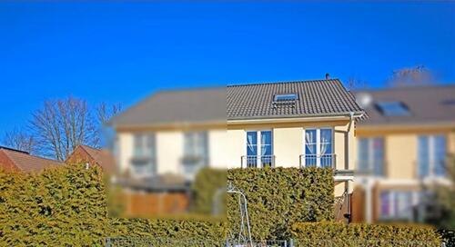 Foto - Gepflegtes Reihenmittelhaus in Oststeinbek mit 2 Bädern und 5 Zim