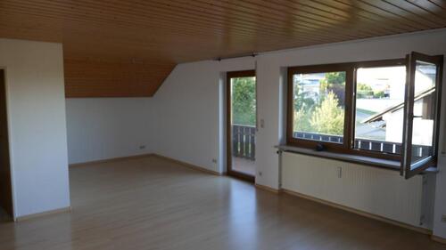 Foto - Helle 3-Zimmerwohnung DG mit Alpensicht, Rickenbach-Egg