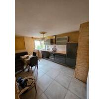 Möblierte helle 75m2 Wohnung mit Garten in Heidenheim an der Bren - Heidenheim an der Brenz