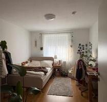 2-Zimmer-Wohnung in Top-Lage - 900,00&nbsp;EUR Kaltmiete, ca.&nbsp; 50,00&nbsp;m&sup2; in Erlangen (PLZ: 91052) Am Anger