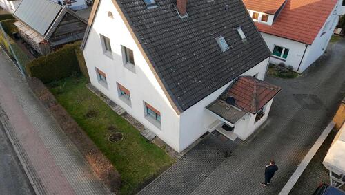 Foto - Dachgeschosswohnung 76m2, Stellplatz, Glasfaser, Eigener Eingang