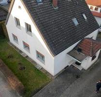 Dachgeschosswohnung 76m2, Stellplatz, Glasfaser, Eigener Eingang - Bünde