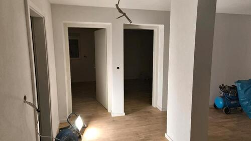 Foto - Kernsanierte Wohnung in 3 Familienhaus zu vermieten