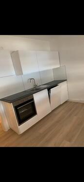 Foto - 2 Zimmer Wohnung Balkon EBK Küche Waschmaschine