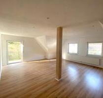 2 Zimmer Wohnung im Grünen! - 589,00&nbsp;EUR Kaltmiete, ca.&nbsp; 62,00&nbsp;m&sup2; in Eslohe (Sauerland) (PLZ: 59889)