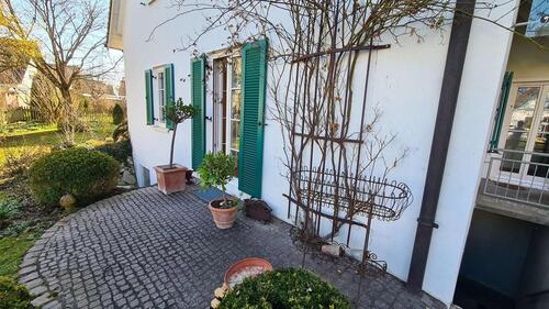 Foto - Praxis Behandlungsräume in ruhiger Lage mit ökologischer Bausubstanz