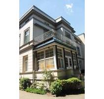 Elegante großzügige Wohnung mit EBK, Kamin, Balkon und Stellplatz * exklusive Citylage! - Braunschweig