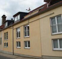 Ohne Makler: Charmante 4 Zimmern Wohnung mit Dachterrasse und EBK - Jena Kernberge