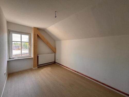 Foto - Dachgeschosswohnung ca. 102 qm zentral zum Bahnhof Zossen gelegen