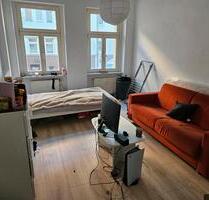 schöne WG Zimmer - 430,00&nbsp;EUR Kaltmiete, ca.&nbsp; 50,00&nbsp;m&sup2; in Leipzig (PLZ: 04318) Ost