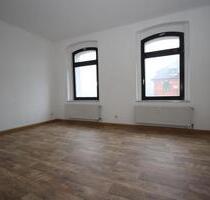 **Stabile und CO² neutrale Heizkosten!! Renovierte 2-Zimmer-Wohnung mit Dusche zu vermieten** - Rosenbach/Vogtland