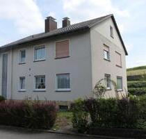 Zweifamilienhaus mit Potenzial in ruhiger Wohnlage - Wolfhagen