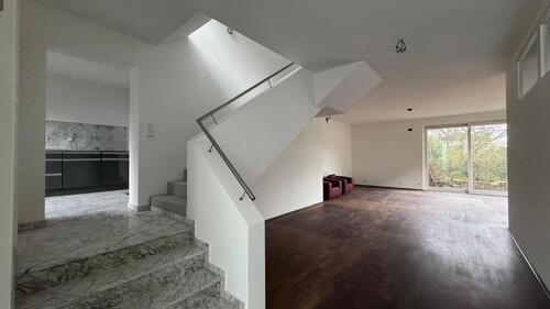 Foto - Großzügige Wohnung über zweieinhalb Etagen in Bestlage-Westerberg