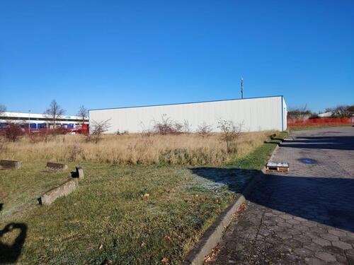 Foto - befestigte Flächen nahe A10 - 2,00&nbsp;EUR Miete,