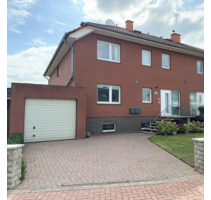 Charmante Mehrfamilien-Doppelhaushälfte mit Keller | Saniert - Seelze