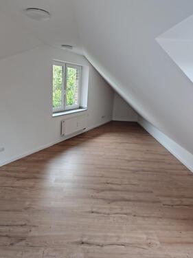Foto - Kleine Dachgeschosswohnung, Singlewohnung Mehrhoog