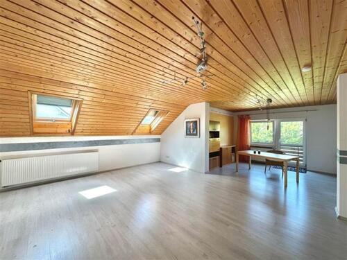 Foto - Gepflegte, helle und renovierte Wohnung in Felsberg zu vermieten