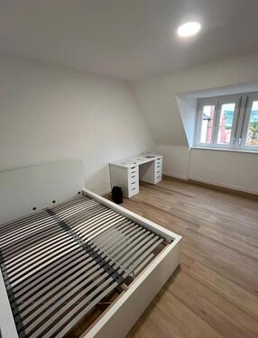 Foto - 1 Zimmer Dachgeschoßwohnung zur Miete in Würzburg