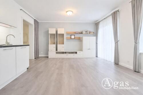 Foto - Helle 2-Zimmer-Wohnung mit Wohnküche, Abstellkammer und Fahrstuhl