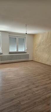 Foto - Große 3-Zimmer-Wohnung (95 m²) – WG geeignet – nur 950 € warm