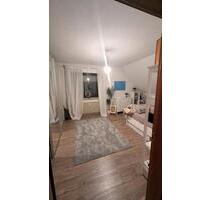 Möblierte 3-Zimmer-Wohnung zur befristeten Untermiete (70m2) - Langenzenn