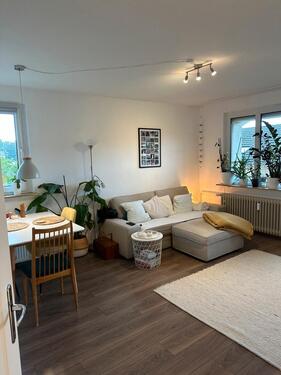 Foto - Mietwohnung 2 ZKB mit Balkon - 750,00 EUR Kaltmiete,
