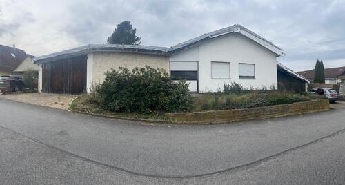 Foto - Schönes Grundstück, großes Haus, ideal für Heimwerker