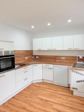 Foto - Modern sanierte 2-Raum-Wohnung *Einbauküche optional*