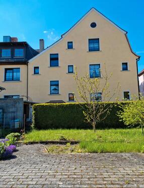 Foto - Gemütliche 2-R-Wohnung mit Balkon & Badewanne in ruhiger Wohnlage