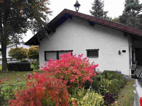 Foto - Zweifamilienhaus mit Einliegerwohnung und großem Garten