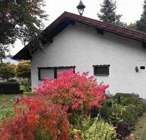 Zweifamilienhaus mit Einliegerwohnung und großem Garten - Niederzissen