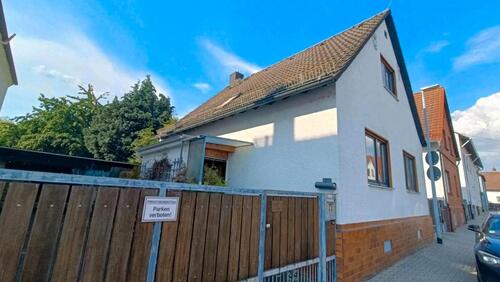 Foto - Einfamilienhaus mit großem Grundstück in Dreieich-Offenthal