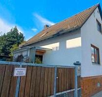 Einfamilienhaus mit großem Grundstück in Dreieich-Offenthal