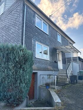 Foto - 6 Zimmer Einfamilienhaus zur Miete in Neunkirchen