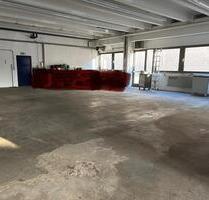 Halle 156qm mit 85qm freifläche für LagerMotorrad Werkstatt.. - Köln Nippes