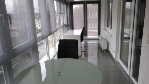 Foto - Zentrale, möblierte 2-Zimmer-Wohnung mit Top-Verkehrsanbindung