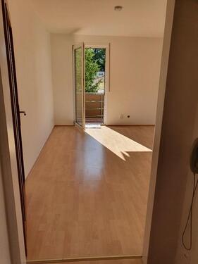 Foto - Beste Lage - 1 ZKB mit Balkon in SB- Am Fuße des Winterbergs