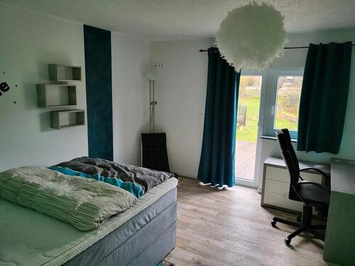 Foto - Zwei Zimmer Wohnung ( WG ) - 500,00&nbsp;EUR Kaltmiete, ca.&nbsp; 32,00&nbsp;m&sup2;