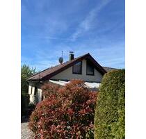 Einfamilienhaus mit großzüg. Garten, Pool, Garage & Carport - Mögglingen