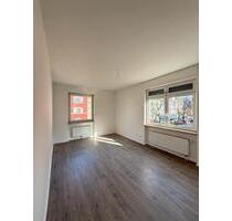 Modernisiert + PROVISIONSFREI, 2-Zimmer-Wohnung in Karlsruhe !