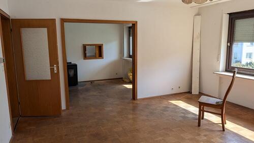 Foto - Geräumige 3-Zimmer-Wohnung mit Balkon in ruhiger Lage