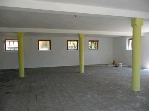 Foto - Unterstellplatz für kleines Boot zu vermieten